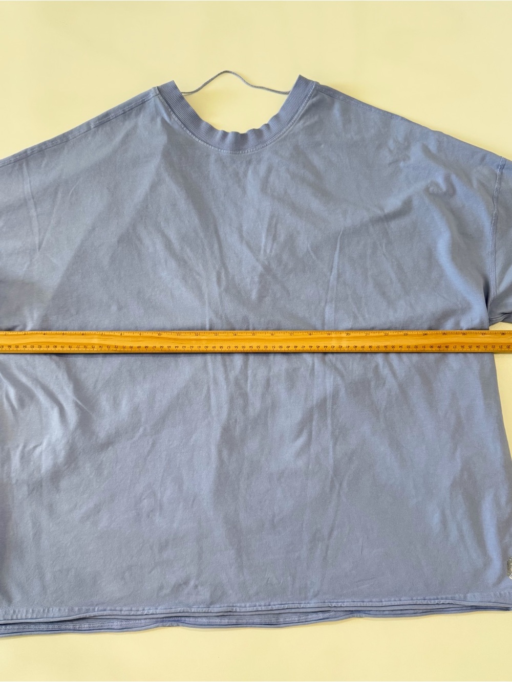 Free People Movement Blue Short Sleeve Crewneck Tee Pockets Size Medium - Picture 4 of 11